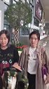 唐艺昕穿着打扮很可爱，甜美的外表搭配一颗可爱的心