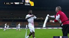 第9分钟AC米兰球员凯西点球进球 AC米兰1-0贝尔格莱德红星