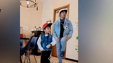 黄英晒儿子练舞视频，节拍舞动帅气十足，许久未见长高长帅不少