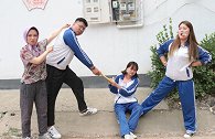 熊大抢走傻妞的零食，还怪她偷吃，傻妞生气找来妈妈，这下闹大了