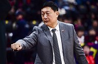 李秋平：本场成功限制了林书豪的得分 张兆旭最快两周将回归