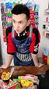 这老妹儿脾气不好，还特别较真！