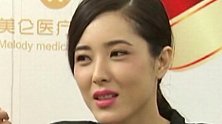 43岁演员曾黎近照曝光，肤白貌美气质佳，感情生活至今是“谜