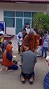 泰国70多岁高僧赤脚徒步千里传递福音。泰国