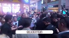 谢霆锋马来西亚电影路演，现场人山人海，人气爆棚尖叫声不断