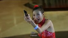 小伙要跟美女同归于尽，美女一个动作，小伙惨了！太搞笑了！