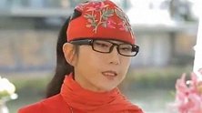 61岁杨丽萍违背自然规律：不吃饭、不生孩子、去掉六根肋骨