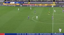 第75分钟佛罗伦萨球员夸梅射门 - 打偏