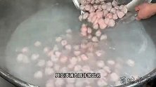 福建漳州漳浦肉丸，用“会跳动的猪肉”制作，脆嫩Q弹，日做上千斤