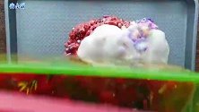 满满一桌子，五彩缤纷的无硼砂史莱姆混合，用超轻黏土调色
