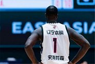 过人能把自己晃趴下！史蒂芬森野球场再现骚操作