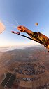 Red Bull大神，千米高空一跃而下 跳伞