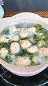 好喝到流泪，虾滑紫菜汤，特鲜特Q弹