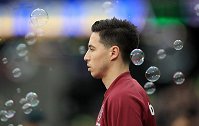 纳斯里英超复出首战立功！送助攻完美弑旧主阻击阿森纳