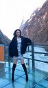 貌美如花的小姐姐，出去玩也要热舞一段，确实是魅力十足