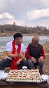 二鹏真是个吃货，爷爷让他买塑料布，谁知道竟买回来了这个！