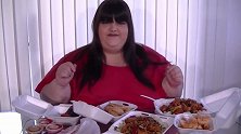 大胖妞吃中餐，美食当前吃啥都香