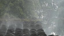 黄小妹操刀做了一道红烧肉，口感巴适肥而不腻，吃完满口香