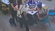 火锅店老板娘回应击退醉酒男 当事人：视频是摆拍 但确有其事