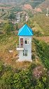 大山顶为何建个2层小楼房呢，有谁知道这是有何用意呢！