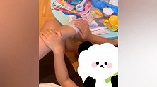 萌神本萌！陈赫女儿给爸爸贴贴画，还人小鬼大说爸爸“你这个小宝宝”