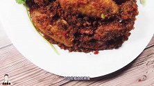 避风塘鸡翅在家就能做，金黄酥脆，肉质鲜嫩，吃起来真是过瘾