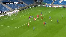 第4分钟波兹南莱赫球员莫德射门 - 打偏
