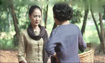 三面娜迦女主是蛇女连累了母亲，女主立马自责了起来