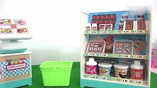 朵拉玩玩具：汪汪队毛毛到便利店买三文治，佩琪和乔治当售货员
