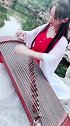 古筝也可以弹出铿锵有力！美女小姐姐弹奏古筝版《刀剑如梦》