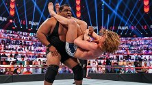 RAW第1436期：三重威胁赛 基斯-李VS里德尔VS AJ