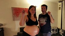 漂亮孕妈每天拍照片记录自己孕期变化，肚子慢慢的变大，太神奇了！