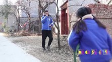 神奇的事3：老师把色素食用油加入水里，秒变梦幻流星雨，真好看