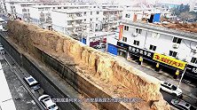 西安闹市区耸立一座“土墙”，迟迟无人敢拆，它到底是何来头？
