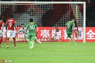 坑队友！暴力鸟指挥曾诚扑点 昔日国家队队友奥古斯托被坑惨