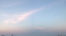牛郎织女今天一定很开心云彩都是粉色的