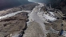 壶口瀑布现“冰岸齐平”景观 黄河如“白色巨龙”静卧峡谷之间
