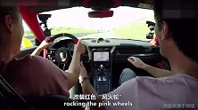女神尖叫！F1车手教莎拉波娃驾驭700匹马力保时捷911 太刺激了