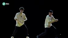 当代大学校园的演出现场，太欢乐了