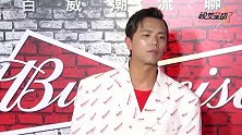 峮峮回应被指消费黄鸿升：公开恋情是想陪最后一程