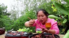 胖妹今天别出心裁，用生菜包着烤肉吃，居然吃出了西餐的感觉！