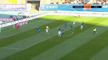 大连人前场边路耐心传导觅得良机 郑龙迎球直接起脚射门打飞