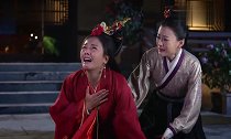 害别人的孩子，王后误杀自己的儿子，跪后院直呼：让我千刀万剐