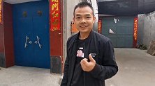 林州市首条地下通道开通，小伙带情人徒步穿越，碰到地标建筑