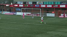 第12分钟布莱克浦球员凯凯射门 - 击中门框