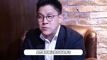霍震霆获授名誉博士学位，儿子儿媳陪同观礼，老三媳妇罕露面端庄优雅