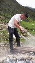 带着家人去旅行享受越野生活温泉煮鸡蛋运良越野 户外