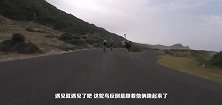 鸵鸟对自行车手穷追不舍，车手猛踩脚踏，今天让你知道什么是速度