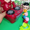 钢铁侠给佩奇乔治还有大头表演节目，你们喜欢吗？