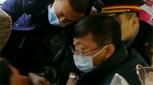 黑龙江：男子动车上突然发病，中医就地取“针”化险为夷